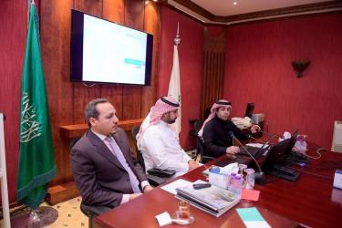 في ورشة لهيئة تنمية الصادرات السعودية بغرفة القصيم... المشيقح:التصدير مرتكز تنموي  و نحتاج الية فاعلة لتسويق منتجات التمور عالميا..