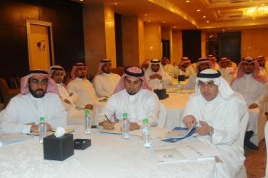 الملتقى التعريفي بالشبكة الوطنية لخدمة الإيجار في فندق موفنبيك القاعة الماسية 