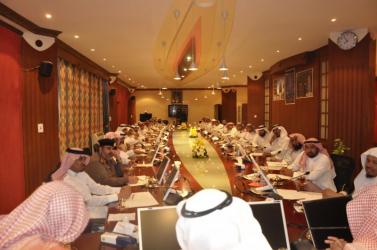 ندوة أضواء على نظام التنفيذ