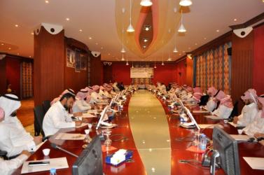 ندوة بغرفة القصيم تطالب بإنشاء مراكز تحكيم خاصة للمنازعات التجارية..