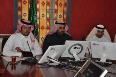 نائب رئيس مجلس الإدارة الاستاذ عادل السويد ورئيس لجنة شباب الأعمال الاستاذ ثامر العوض والاستاذ نائب رئيس لجنة شباب الأعمال 