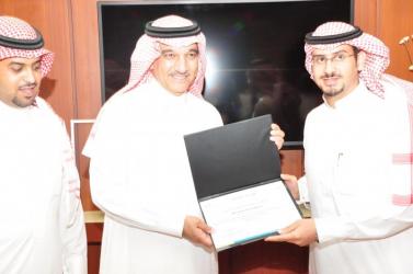 لقاء مدير برنامج كفالة بالبنك الأهلي 
