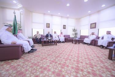 السفير الهندي لدى المملكة  يبحث مع غرفة القصيم تعزيز العلاقات التجارية و الاستثمار المشترك.