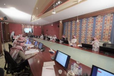 يهدف الى تعزيز مسيرة التنمية الوطنية..مركز الملك سلمان ينفذ برنامجا تدريبيا لتأهيل الشباب في غرفة القصيم..